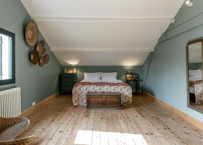 Domaine De Charme Pres De Contis Nyaraló